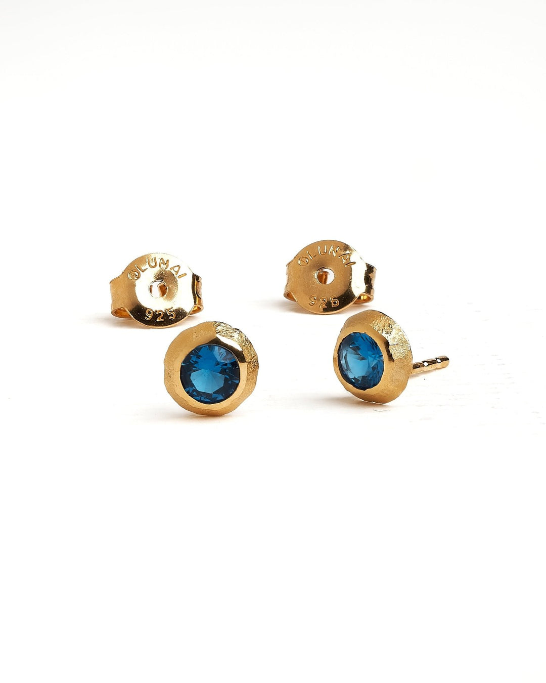 Top 10 Best Stud Earrings for Women: Fashion Essentials - Lunai Jewelry