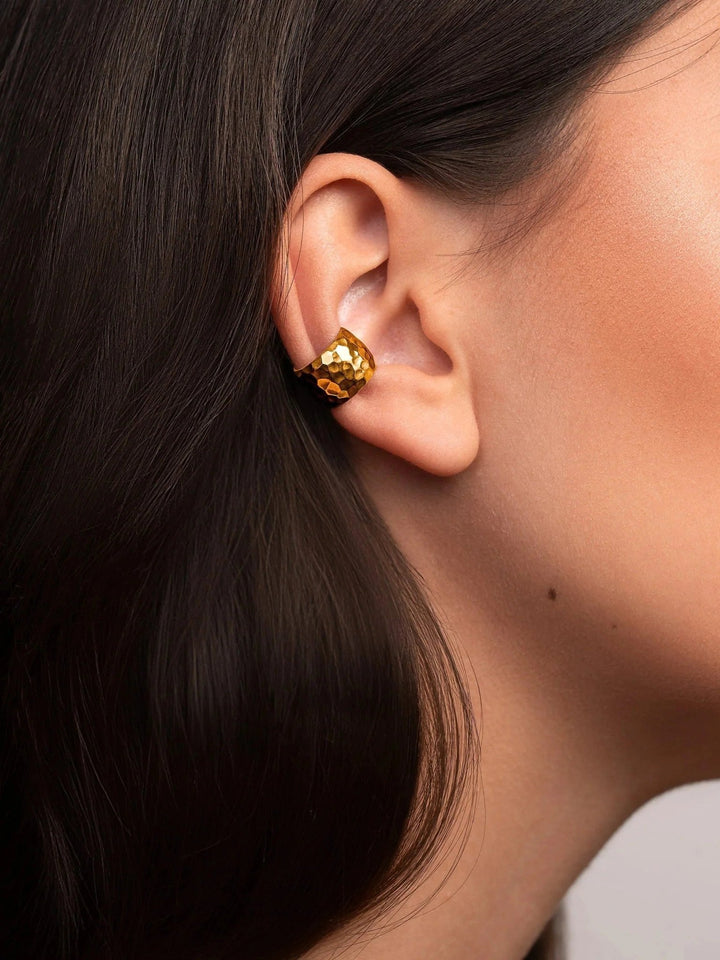 Giorgia Gold Conch Cuff Earring - 24k Gold Platingbest friend giftboho earringsLunai Jewelry