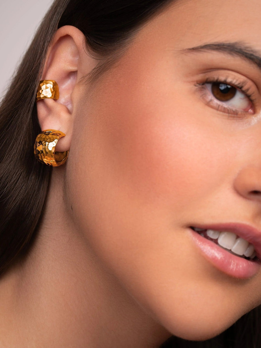 Giorgia Gold Conch Cuff Earring - 24k Gold Platingbest friend giftboho earringsLunai Jewelry